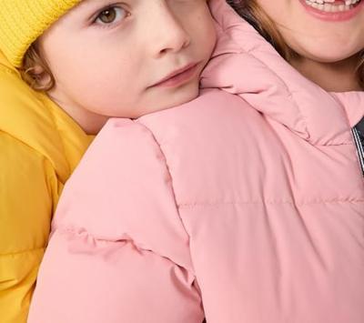 Gebreide kindermuts met fleecevoering PETIT BATEAU rozen