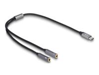 DeLOCK Headset Adapter USB Type-C male DAC 24 Bit / 96 kHz Hi-Res to 2 x 3.5 mm 3 pin Stereo jack female - thumbnail
