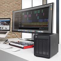 OWC 4-Bay Opslag Case met Twee Thunderbolt 3 Poorten - thumbnail