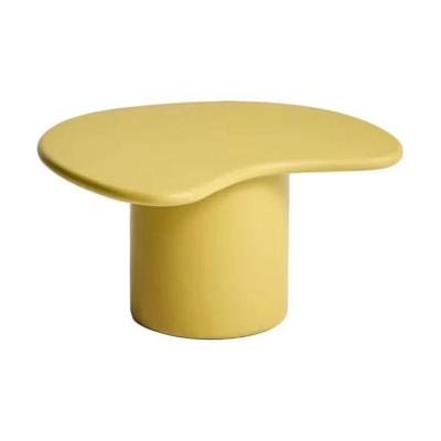 Kave Home Macarella bijzettafel 83x77 cm Mosterd