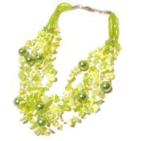 Korte Kralen Ketting met Parels en Schelpjes Groen - thumbnail