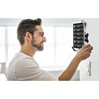 CTA Digital: Compacte veiligheidswandhouder voor 7-14 inch tabletten, inclusief iPad 10,2 inch (7e en 8e generatie), iPad Air 3 & 4, iPad Mini, 12,9-inch iPad Pro, 11-inch iPad Pro & meer, zwart - thumbnail