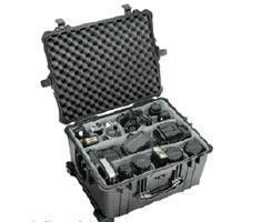 Peli 1610 Diepe Waterdichte Trolley Koffer Voor Oa.S Drones, Foto- En Studio Apparatuur, Ip67 Water- En Stofdicht, Capaciteit: 62L, Gemaakt In Duitsland, Met Klittenband Vakverdeling, Kleur: Zwart