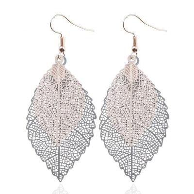 Dubbel gelaagde verlaat Tassel Earrings eenvoudige retro metalen blad-oren ornamenten (goud zwart)