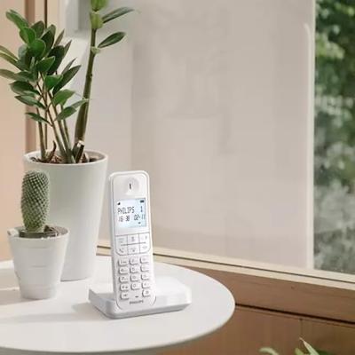 Philips D2701W Draadloze vaste telefoon, 11,6 cm (4,6 inch), verticale microfoon, handsfree, tot 14 uur, geoptimaliseerde antenne, privacy-instellingen, wit