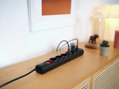 Trust 6-PORT SURGE GUARD EU