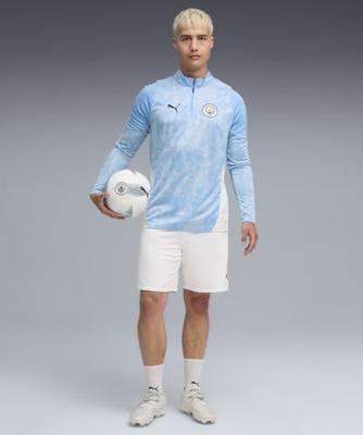 PUMA Manchester City Trainingstrui 1/4-Zip 2025-2026 Lichtblauw Wit PUMA Manchester City Trainingstrui 1/4-Zip 2025-2026 Lichtblauw Wit