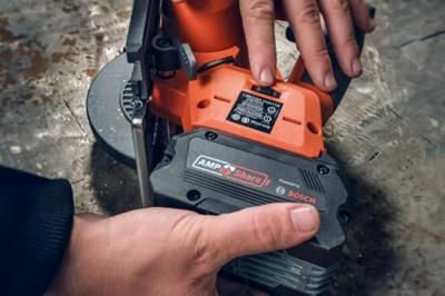 Fein F-IRON Cut 57 AS Accu Metaal Cirkelzaag 150mm ProCORE 18V AMPShare 8.0Ah in L-Boxx - 71360462000 Fein F-IRON Cut 57 AS Accu Metaal Cirkelzaag 150mm ProCORE 18V AMPShare 8.0Ah in L-Boxx - 71360462000