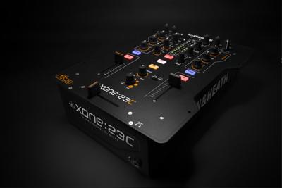 Allen & Heath Xone:23C DJ mixer met 4-kanaals geluidskaart