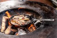 Forged Koekenpan Carbonstaal - Geschikt voor BBQ - ø 24 cm - thumbnail
