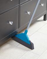 Leifheit 55243 soft and easy schuimrubber-bezem 34 cm met telescoopsteel blauw/zilver - thumbnail