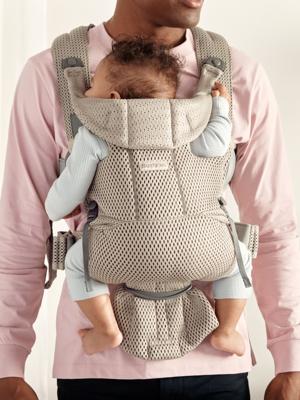 BABYBJORN Fysiologische draagzak BABYBJORN Move Mesh 3D beige BABYBJORN Fysiologische draagzak BABYBJORN Move Mesh 3D beige