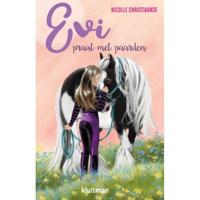 Evi praat met paarden maat:-leeg- - thumbnail