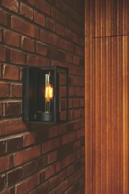 Nordlux Zwarte buitenlampGriffin met smoke venster - 2218131047