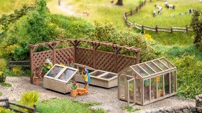 NOCH 66805 H0 Laser-Cut decor-set in de tuin Bouwpakket