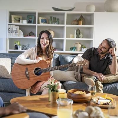 Yamaha STORIA II - elektrisch-akoestische gitaar