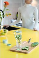 Brabantia Make & Take waterfles met zeef 0,5 liter jade green - thumbnail