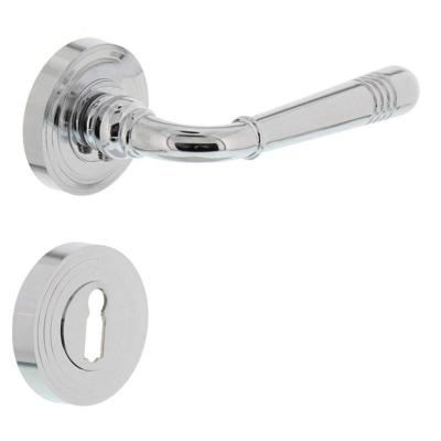 Intersteel Deurkruk Helena op rozet met sleutelrozetten - chroom Intersteel Deurkruk Helena op rozet met sleutelrozetten - chroom