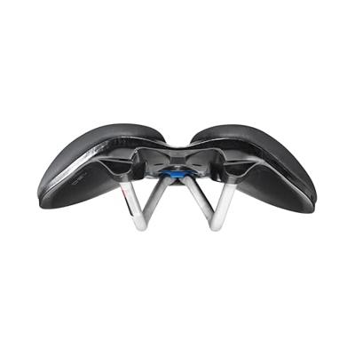 Selle Italia Max Novus Boost Evo TI 316 Gel Superflow Zadel - Zwart Selle Italia Max Novus Boost Evo TI 316 Gel Superflow Zadel - Zwart