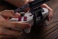 8Bitdo Mobile Gaming Clip for Pro 2/Pro 3 - thumbnail