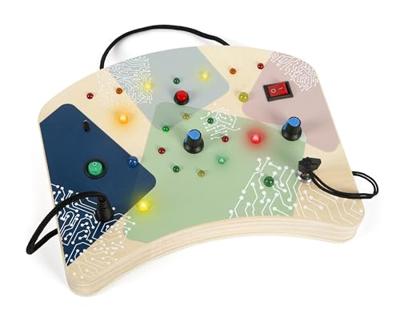 Small Foot - houten led activiteitenbord met licht en schakelaars