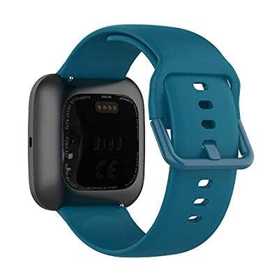 Fitbit Versa 1 / 2 & Lite siliconen sportbandje met gespsluiting - Blauw - Maat: Small Fitbit Versa 1 / 2 & Lite siliconen sportbandje met gespsluiting - Blauw - Maat: Small