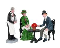 Lemax café society s/4 kerstdorp figuur type 5 Caddington Village 2020 - thumbnail