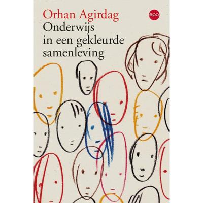Onderwijs in een gekleurde samenleving (Paperback)