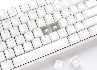 Ducky one 3 classic pure white tkl rgb mechanisch toetsenbord (wit, us lay-out (qwerty), cherry mx silent red, 80% (tkl) , rgb leds, double-shot pbt, hot-swappable, quack mechanics)