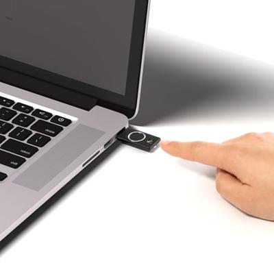 Yubico Passwordmanager USB-stick Zwart/goud