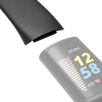 Hama Fitbit horlogeband 22 mm (verstelbare reservearmband voor smartwatch Fitbit Charge 5, Fitbit armband om te vervangen, wisselarmband van TPU, roestvrijstalen gesp) zwart - thumbnail