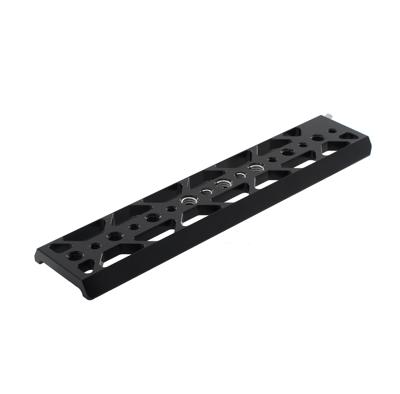 Tilta 10" lightweight dovetail plate - Black