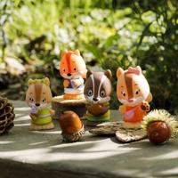 KLOROFIL Lot van 4 notenfamiliefiguren - thumbnail