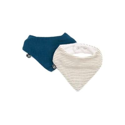 Verpakking met 2 bandana slabbetjes - DOMIVA - TU - Mousseline - Indigo strepen Verpakking met 2 bandana slabbetjes - DOMIVA - TU - Mousseline - Indigo strepen