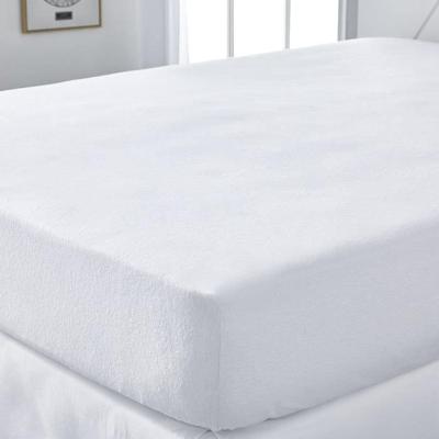 Absorberende matrasbeschermer - TODAY - Essential - Voor tweepersoonsbed - 140 x 190 cm - Anti-mijt