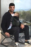 Fysiologische draagzak HoodieCarrier 2 LOVE RADIUS zwart, bedrukt - thumbnail