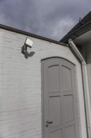 Grote donkergrijze wandlamp met PIR sensor en LED lichtbron (5000K Helder wit) &apos;Lutec Sunshine&apos; - thumbnail