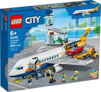 LEGO City - Passenger Airplane (60262) - thumbnail