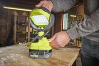 Ryobi 18V | Klemlamp | 900 lumens | 5133005594 5133005594 - thumbnail