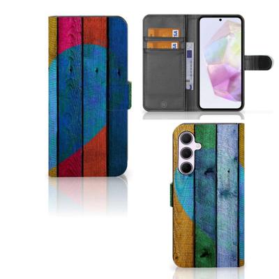 Samsung Galaxy A35 | Book Style Case | Wood Heart - Cadeau voor je Vriend Samsung Galaxy A35 | Book Style Case | Wood Heart - Cadeau voor je Vriend