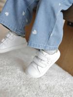 Baskets met klittenband van leer baby wit - thumbnail
