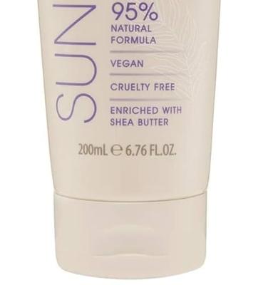 Sunkissed Gradual tan medium dark 200 Milliliter Sunkissed Gradual tan medium dark 200 Milliliter