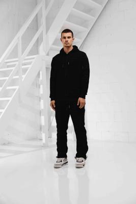 Carlo Colucci C7408 20 Trainingspak Heren Zwart - Maat S - Kleur: Zwart | Soccerfanshop Carlo Colucci C7408 20 Trainingspak Heren Zwart - Maat S - Kleur: Zwart | Soccerfanshop