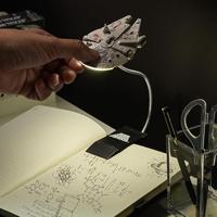 Star Wars Millennium Falcon boeklampje - thumbnail