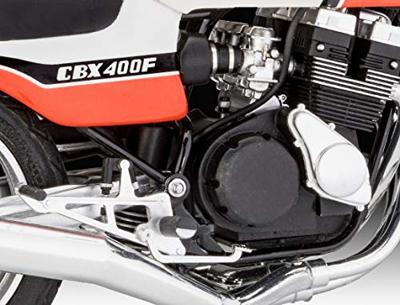 Revell 1/12 Honda CBX 400F