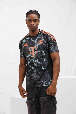 F.C. Bayern München Uit Shirt Senior 2024/2025 - Maat S - Kleur: ZwartBlauw | Soccerfanshop F.C. Bayern München Uit Shirt Senior 2024/2025 - Maat S - Kleur: ZwartBlauw | Soccerfanshop