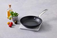 Le Creuset Koekenpan Les Forgées TNS - ø 30 cm - standaard anti-aanbaklaag - thumbnail