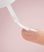 Kiss Brush On Nail Glue - thumbnail