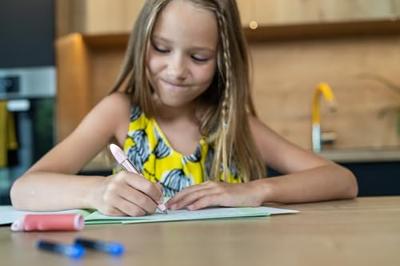 Schneider S-188738 Rollerball Base Senso M + Licht Roze Schneider S-188738 Rollerball Base Senso M + Licht Roze