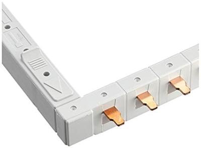 Hager KCF663L Hager KCF663L faserail 3+N-polig 2 rijen 125 mm links verticaal Phase busbar Bruin, Blauw 4-polig 1 stuk(s)